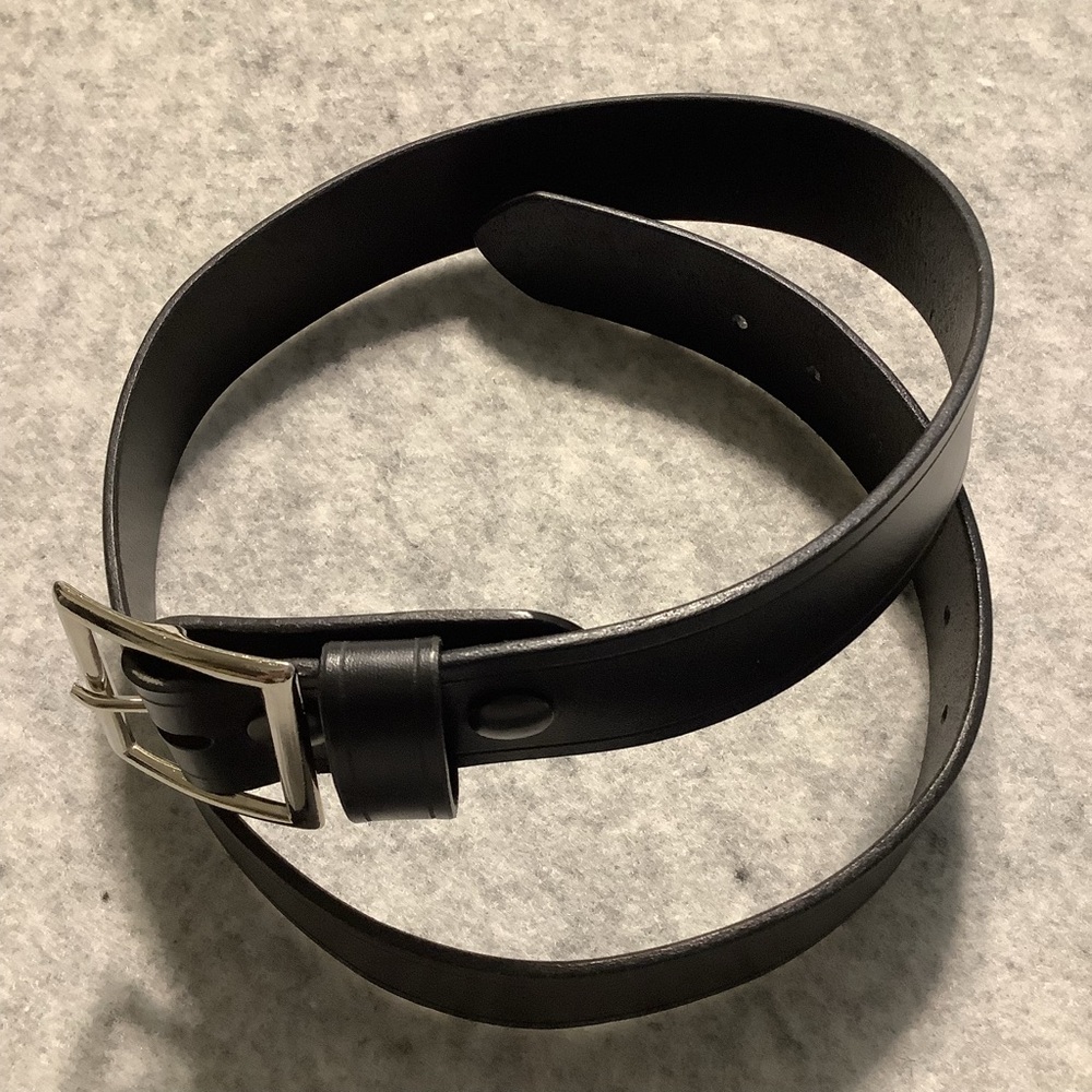 Aker Men's Black Leather Belt